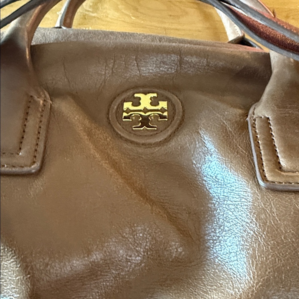 Tory Burch City Satchel - Picture 3 of 10